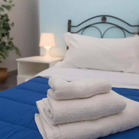 Tra L'etna E Il Mare Bed & Breakfast 3*