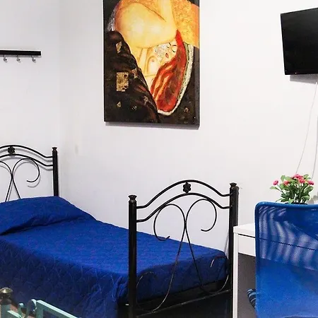 Tra L'etna E Il Mare Bed & Breakfast