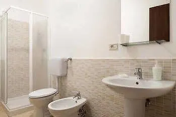 Bed & Breakfast Tra L'etna E Il Mare 3*