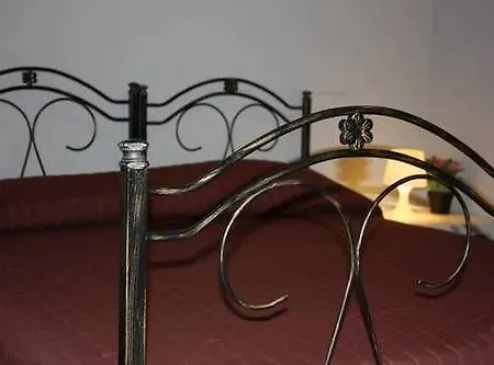Bed & Breakfast Tra L'etna E Il Mare 3*