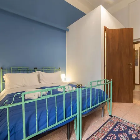 Tra L'etna E Il Mare Bed & Breakfast
